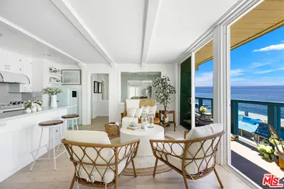 11924 Whitewater Ln, Malibu, CA 90265 - Photo 2