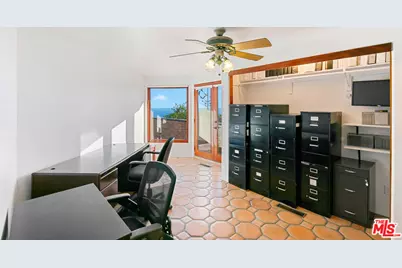 23000 Saddle Peak Rd, Topanga, CA 90290 - Photo 10