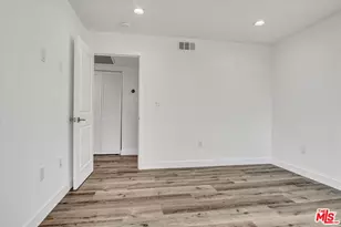 2419 S Cochran Ave, Los Angeles, CA 90016 - Photo 28