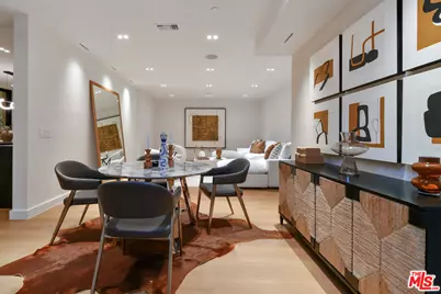 112 S Valley St, Toluca Lake, CA 91505 - Photo 40