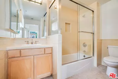 3328 Oakhurst Ave #111, Los Angeles, CA 90034 - Photo 6