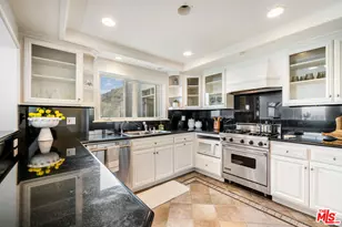 26174 Pacific Coast Hwy, Malibu, CA 90265 - Photo 10
