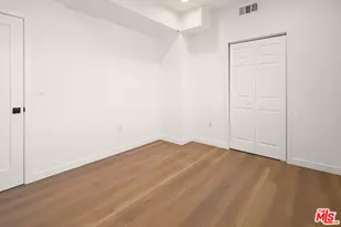 1733 S New Hampshire Ave, Los Angeles, CA 90006 - Photo 28