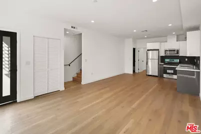 1733 S New Hampshire Ave, Los Angeles, CA 90006 - Photo 12