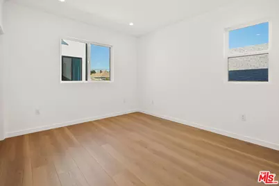 1733 S New Hampshire Ave, Los Angeles, CA 90006 - Photo 24