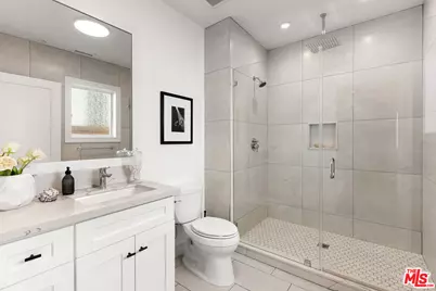 742 N Detroit St, Los Angeles, CA 90046 - Photo 26