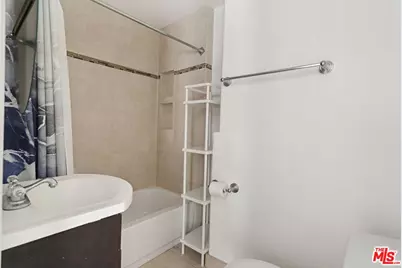2165 Valentine St #1-3, Los Angeles, CA 90026 - Photo 34