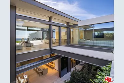 9006 Thrasher Ave, Los Angeles, CA 90069 - Photo 34