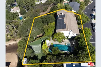 3541 Westfall Dr, Encino, CA 91436 - Photo 30