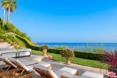 32804 Pacific Coast Hwy, Malibu, CA 90265 - Photo 26