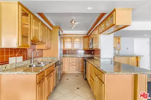 201 Ocean Ave, Santa Monica, CA 90402 - Photo 8