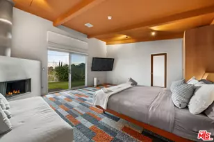 8411 Hollywood Blvd, Los Angeles, CA 90069 - Photo 32