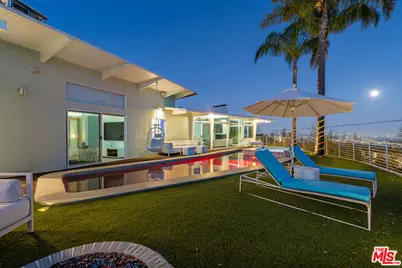 8411 Hollywood Blvd, Los Angeles, CA 90069 - Photo 10