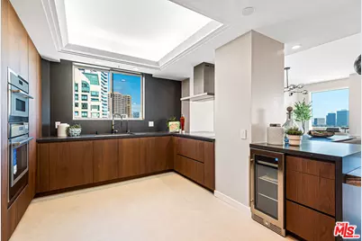 10550 Wilshire Blvd #1204, Los Angeles, CA 90024 - Photo 10