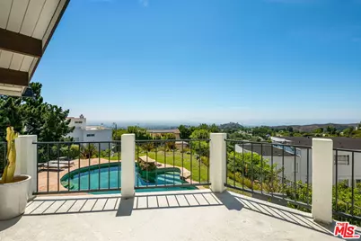 2601 Cordelia Rd, Los Angeles, CA 90049 - Photo 34
