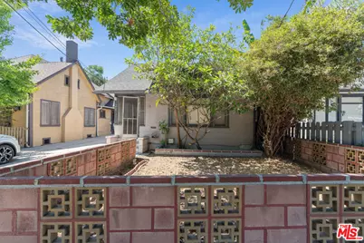 647 Laveta Ter, Los Angeles, CA 90026 - Photo 2