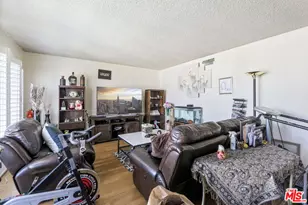 11830 Manor Dr, Hawthorne, CA 90250 - Photo 10
