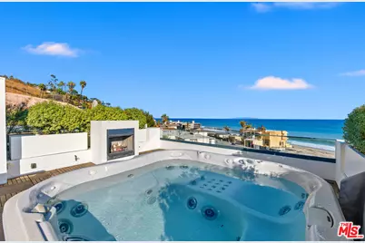 22065 Pacific Coast Hwy #7, Malibu, CA 90265 - Photo 1