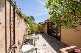 6930 Oporto Dr, Los Angeles, CA 90068 - Photo 8