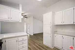 8250 Lankershim Blvd, North Hollywood, CA 91605 - Photo 10