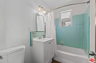 2248 20th St, Santa Monica, CA 90405 - Photo 18