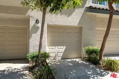 7921 E Quinn Dr, Anaheim, CA 92808 - Photo 22