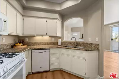 7921 E Quinn Dr, Anaheim, CA 92808 - Photo 10