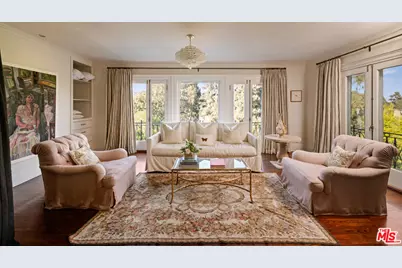 1006 N Crescent Dr, Beverly Hills, CA 90210 - Photo 22