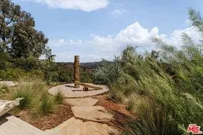 225 Powderhorn Ranch Rd, Topanga, CA 90290 - Photo 10