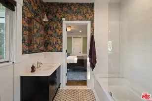 601 S Windsor Blvd, Los Angeles, CA 90005 - Photo 20