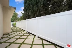 17510 Miranda St, Encino, CA 91316 - Photo 22