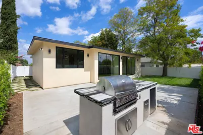 17510 Miranda St, Encino, CA 91316 - Photo 20