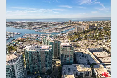 13700 Marina Pointe Dr #1007, Marina del Rey, CA 90292 - Photo 52