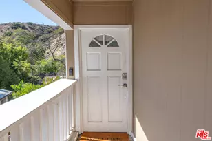 701 Country Club Dr, Burbank, CA 91501 - Photo 6