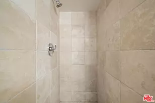 17085 Palisades Cir, Pacific Palisades, CA 90272 - Photo 36