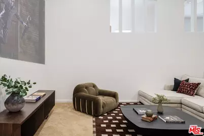 4189 Holly Knoll Dr, Los Angeles, CA 90027 - Photo 30