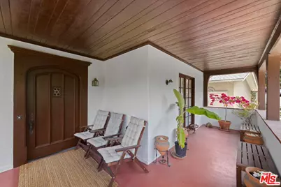 3806 Carnavon Way, Los Angeles, CA 90027 - Photo 30