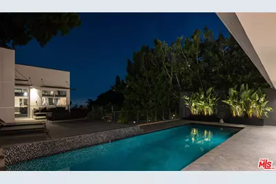 1545 Sunset Plaza Dr, Los Angeles, CA 90069 - Photo 12