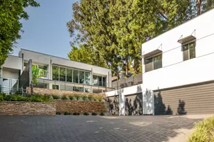 1545 Sunset Plaza Dr, Los Angeles, CA 90069 - Photo 26