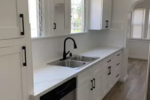 1937 W 80th St, Los Angeles, CA 90047 - Photo 8