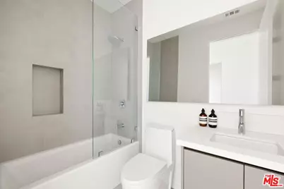 1227 N Formosa Ave #2, West Hollywood, CA 90046 - Photo 6