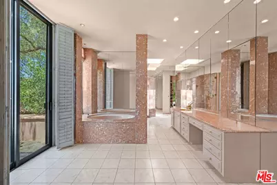1255 Delresto Dr, Beverly Hills, CA 90210 - Photo 20