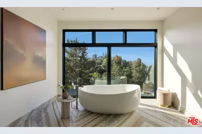 822 N Kenter, Los Angeles, CA 90049 - Photo 20