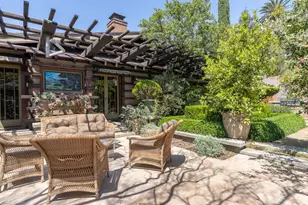 111 S Van Ness Ave, Los Angeles, CA 90004 - Photo 56