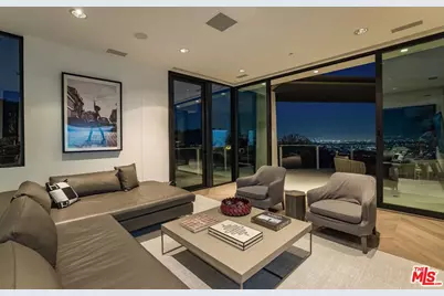 9405 Sierra Mar Pl, Los Angeles, CA 90069 - Photo 20