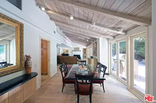 601 Tuallitan Rd, Los Angeles, CA 90049 - Photo 6