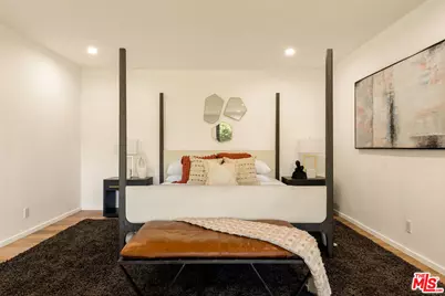 11587 Sunshine Ter, Studio City, CA 91604 - Photo 14