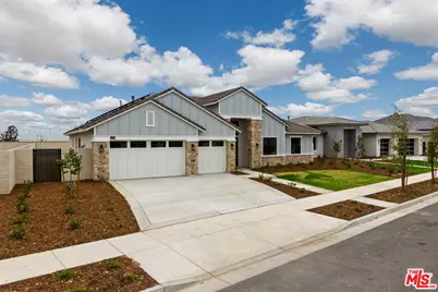 3711 Pathway Ct, Bakersfield, CA 93311 - Photo 2