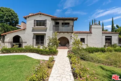 706 N Maple Dr, Beverly Hills, CA 90210 - Photo 1