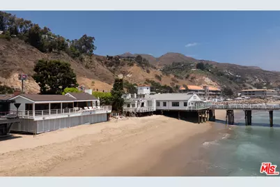 23018 Pacific Coast Hwy, Malibu, CA 90265 - Photo 32